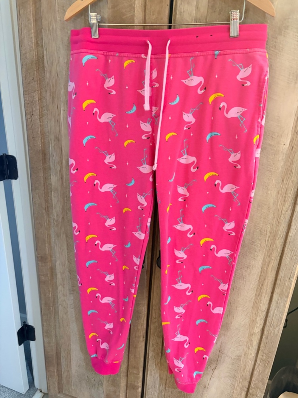 No Boundaries Large 36/38 Hot Pink Flamingo Print Pajama Joggers unisex banana